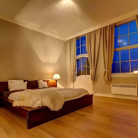 Luxury On 800 Sqm With Unique Huge Property, 10 Min Drive To Bergen! برغن