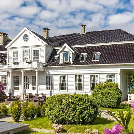 Luxury On 800 Sqm With Unique Huge Property, 10 Min Drive To Bergen! *